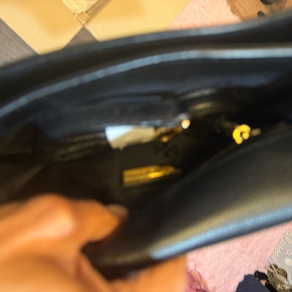 Tory Burch Black Leather Wallet - Picture 8 of 8